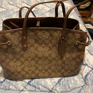 Coach Handbag Brown Nice size
